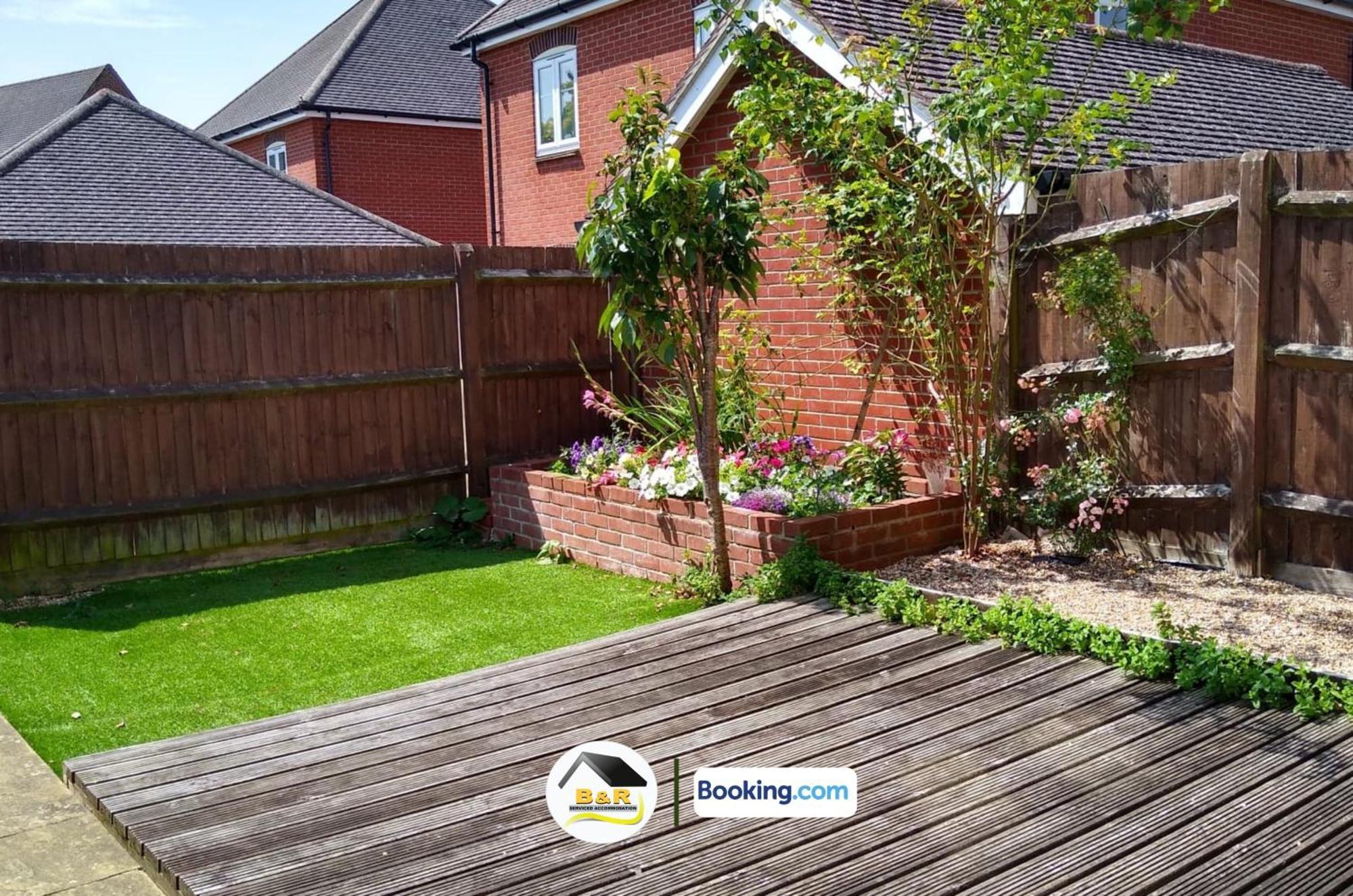 3 Bedroom House By B And R Serviced Accommodation Amesbury With Super Fast Wi-Fi 145Mbps 외부 사진
